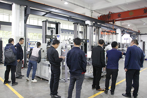 深圳技术交流会2.jpg 深圳技术交流会2.jpg